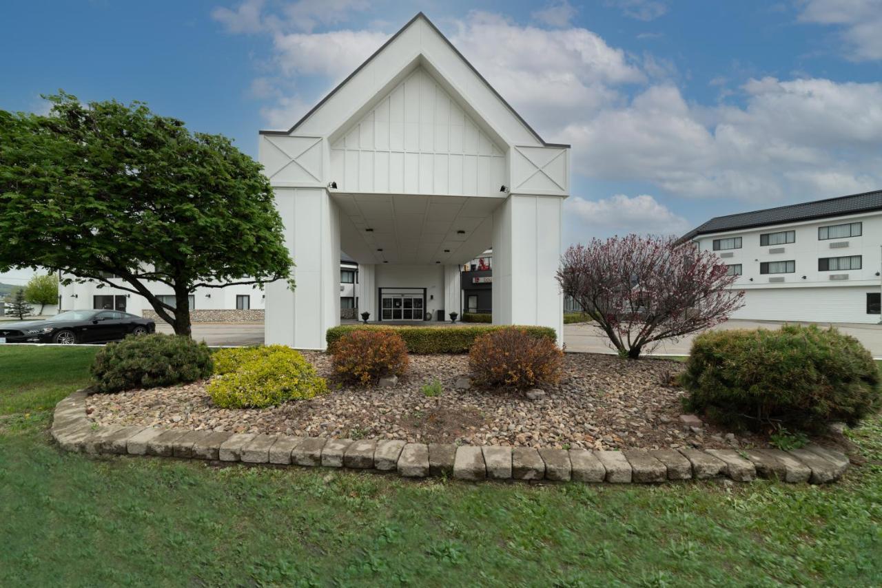 Prestige Vernon Hotel エクステリア 写真