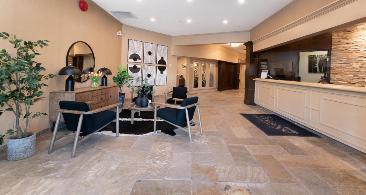 Prestige Vernon Hotel エクステリア 写真