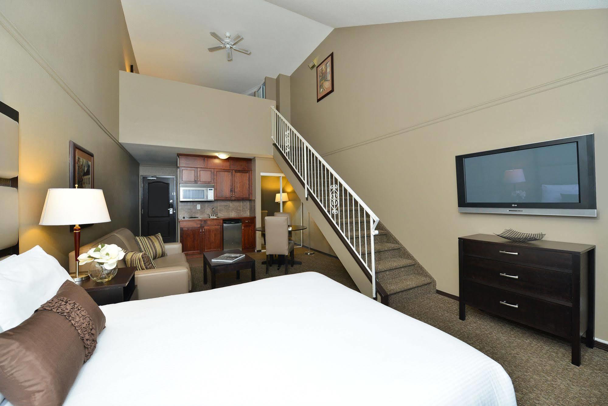 Prestige Vernon Hotel エクステリア 写真