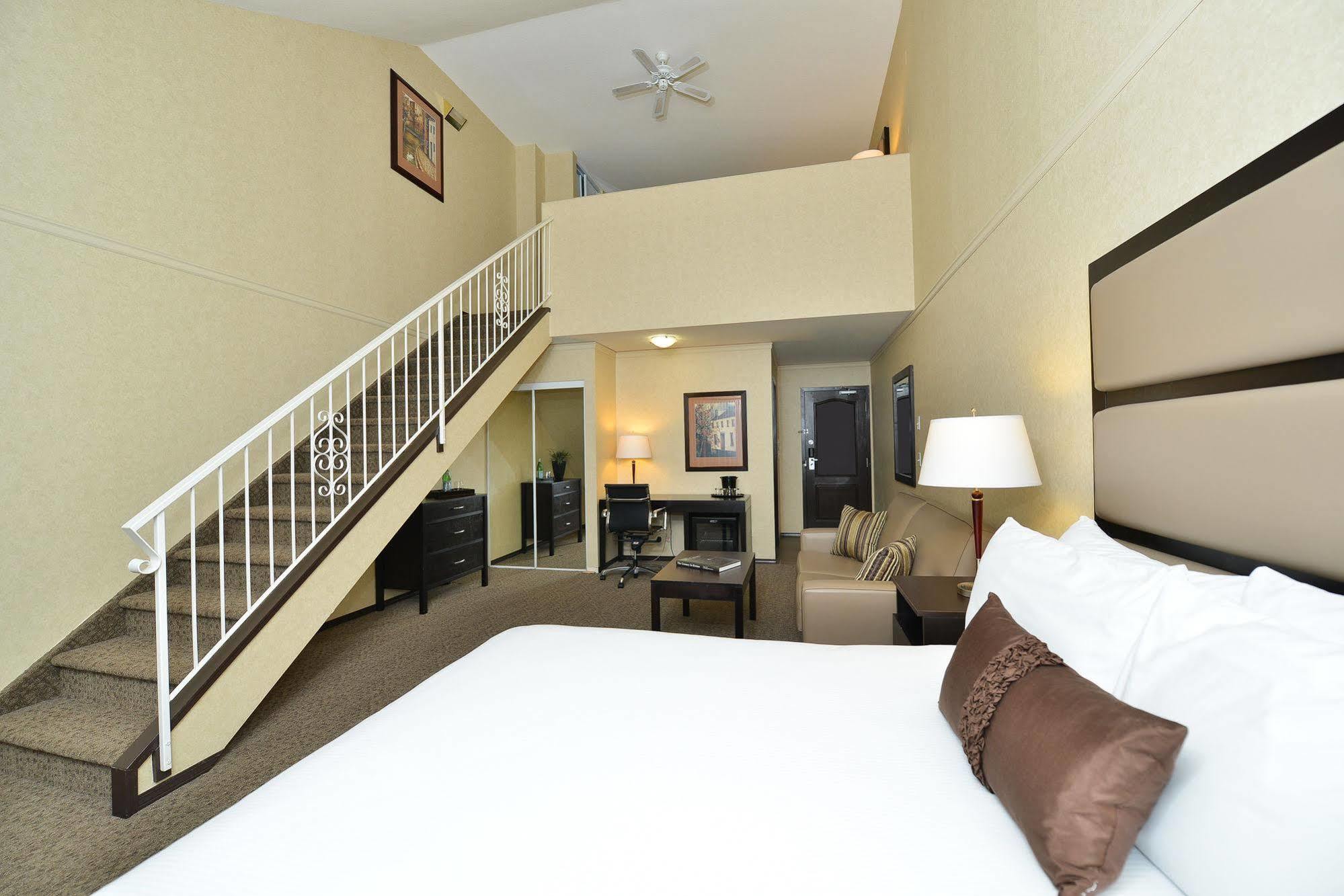 Prestige Vernon Hotel エクステリア 写真